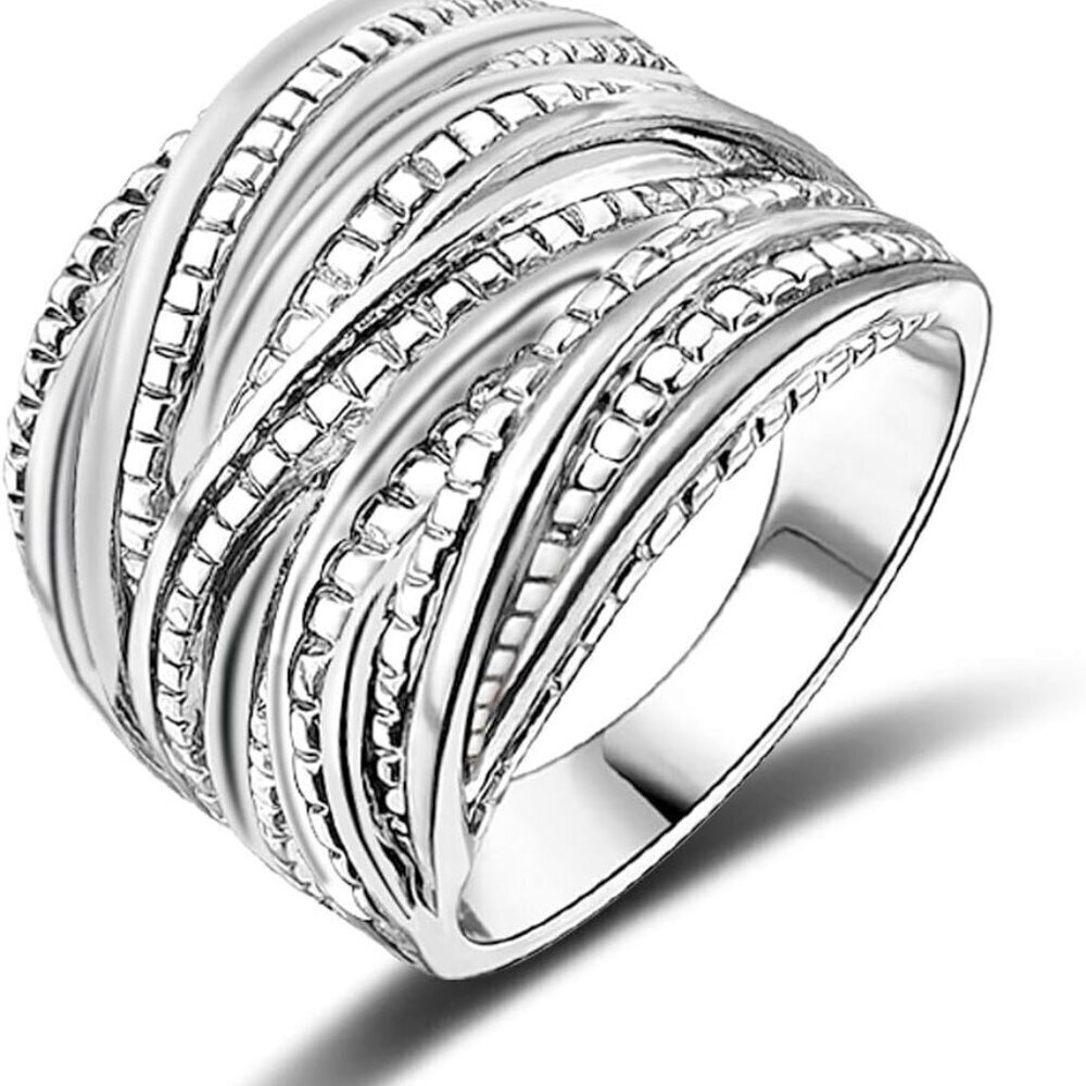 Stylish Interlaced Ring in Silver Copper - Bold Statement Jewelry for Women